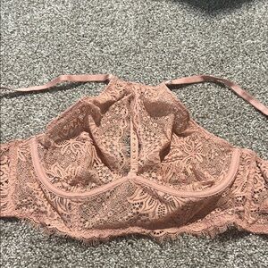 NWT Victoria’s Secret Lace Halter Bralette in Salmon or Pink
